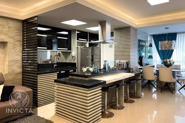Imagem Apartamento com 3 Quartos à Venda, 200 m² em Centro - Balneário Camboriú