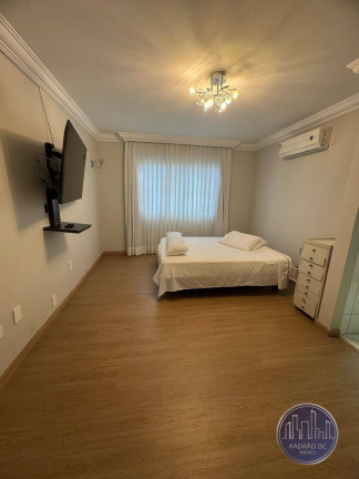 Apartamento com 3 Quartos para Alugar, 188 m² em Centro - Balneário Camboriú