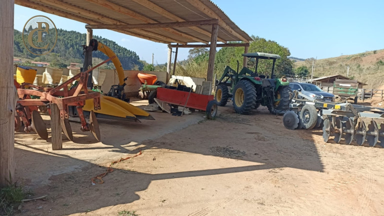 Imagem Chácara com 3 Quartos à Venda, 300 m² em Lageado - Paraibuna Imagem Chácara com 3 Quartos à Venda, 300 m² em Lageado - Paraibuna