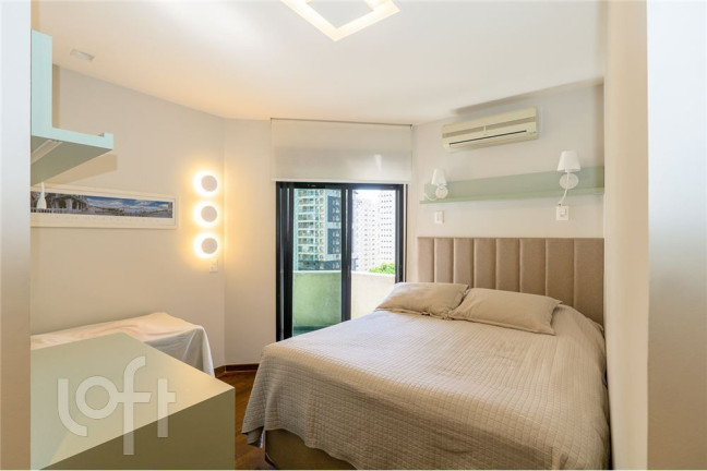 Imagem Apartamento com 3 Quartos à Venda, 200 m² em Campo Belo - São Paulo
