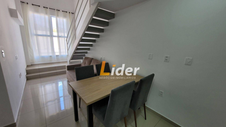 Imagem Cobertura com 2 Quartos para Alugar, 80 m² em São Mateus - Juiz De Fora