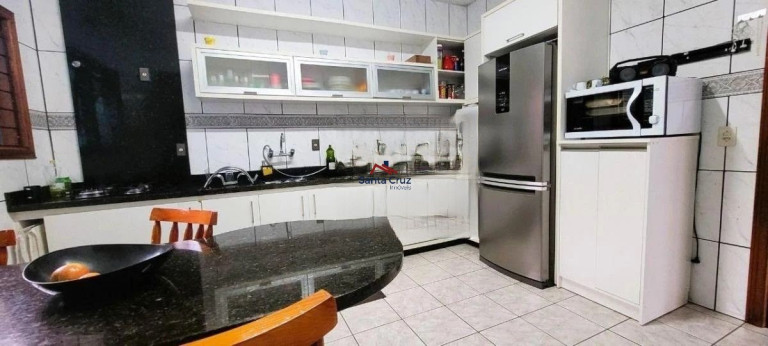 Imagem Casa com 3 Quartos à Venda, 192 m² em Canasvieiras - Florianópolis Imagem Casa com 3 Quartos à Venda, 192 m² em Canasvieiras - Florianópolis