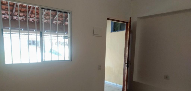 Imagem Casa com 2 Quartos à Venda, 135 m² em Vila Marcondes - Carapicuíba