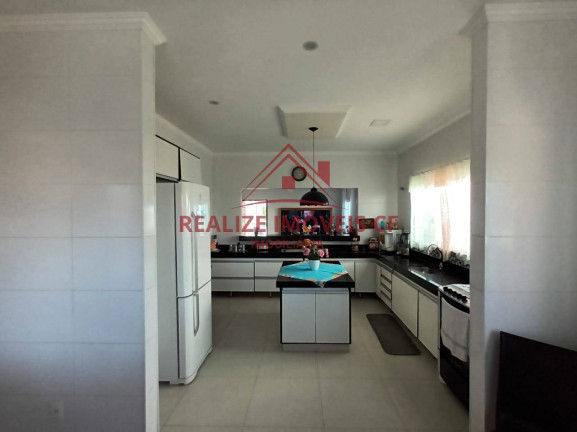 Imagem Casa de Condomínio com 5 Quartos à Venda, 260 m² em Vila Do Peró - Cabo Frio