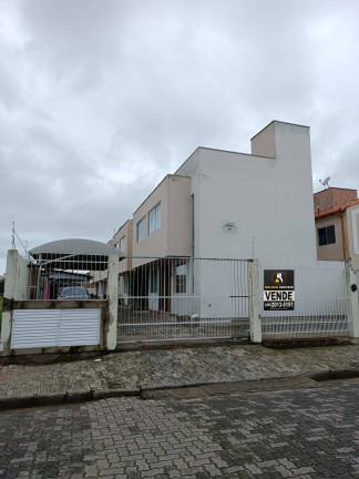 Casa com 2 Quartos à Venda, 67 m² em Universitário - Tijucas