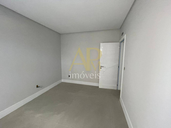 Imagem Casa com 3 Quartos à Venda, 300 m² em Pedra Branca - Palhoça Imagem Casa com 3 Quartos à Venda, 300 m² em Pedra Branca - Palhoça