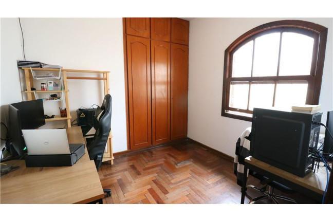 Imagem Casa com 4 Quartos à Venda, em Butantã - São Paulo Imagem Casa com 4 Quartos à Venda, em Butantã - São Paulo