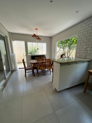 Imagem Casa com 3 Quartos à Venda, 480 m² em Res. Aziz Louveira - Vinhedo-sp Imagem Casa com 3 Quartos à Venda, 480 m² em Res. Aziz Louveira - Vinhedo-sp