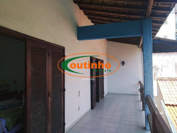 Imagem Casa com 4 Quartos à Venda, 625 m² em Tijuca - Rio De Janeiro Imagem Casa com 4 Quartos à Venda, 625 m² em Tijuca - Rio De Janeiro