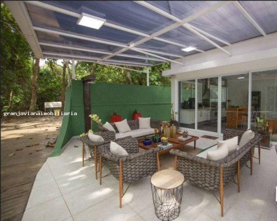 Imagem Casa à Venda, em São Paulo 2 - Cotia Imagem Casa à Venda, em São Paulo 2 - Cotia