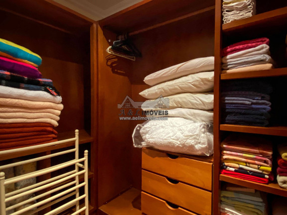 Imagem Apartamento com 3 Quartos à Venda, 210 m² em Capivari - Campos Do Jordão Imagem Apartamento com 3 Quartos à Venda, 210 m² em Capivari - Campos Do Jordão