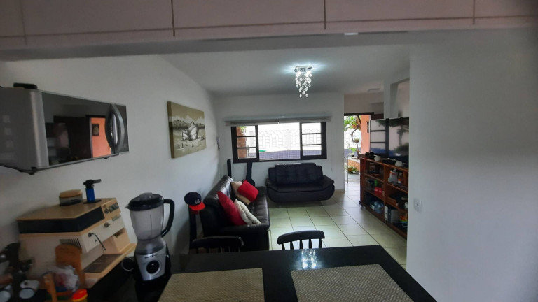 Imagem Casa com 2 Quartos à Venda, 95 m² em Tabatinga - Caraguatatuba
