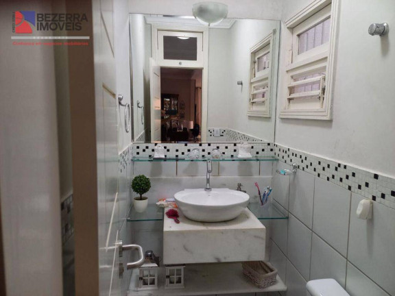 Imagem Casa com 3 Quartos à Venda, 262 m² em Nova Parnamirim - Parnamirim
