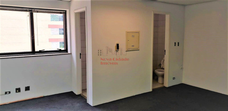 Imagem Sala Comercial à Venda ou Locação, 74 m² em Vila Olímpia - São Paulo Imagem Sala Comercial à Venda ou Locação, 74 m² em Vila Olímpia - São Paulo