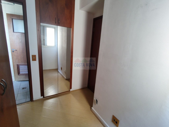 Imagem Apartamento com 2 Quartos à Venda, 68 m² Imagem Apartamento com 2 Quartos à Venda, 68 m²