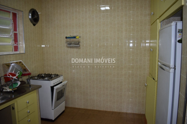 Imagem Casa com 4 Quartos à Venda, 196 m² em Região Do Alto Da Vila Inglesa - Campos Do Jordão Imagem Casa com 4 Quartos à Venda, 196 m² em Região Do Alto Da Vila Inglesa - Campos Do Jordão