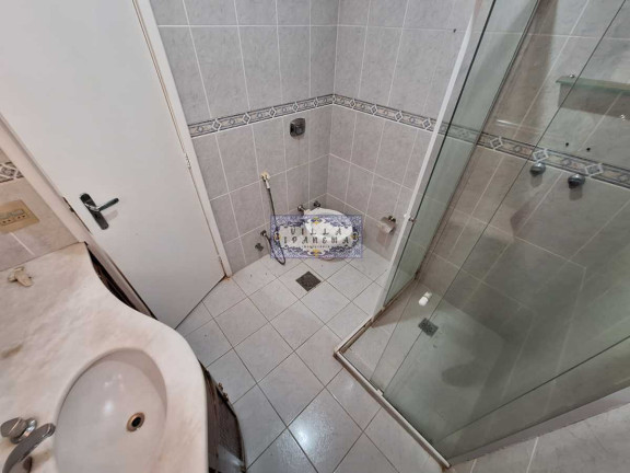 Imagem Apartamento com 2 Quartos à Venda, 119 m² em Laranjeiras - Rio De Janeiro Imagem Apartamento com 2 Quartos à Venda, 119 m² em Laranjeiras - Rio De Janeiro