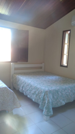 Imagem Casa com 2 Quartos à Venda, 190 m² em Barra Do Jacuipe - Camaçari Imagem Casa com 2 Quartos à Venda, 190 m² em Barra Do Jacuipe - Camaçari