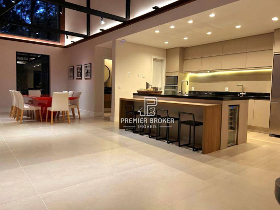 Imagem Casa com 5 Quartos à Venda, 497 m² em Comary - Teresópolis