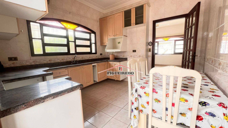 Imagem Casa com 2 Quartos à Venda, 252 m² em Vila Caiçara - Praia Grande Imagem Casa com 2 Quartos à Venda, 252 m² em Vila Caiçara - Praia Grande