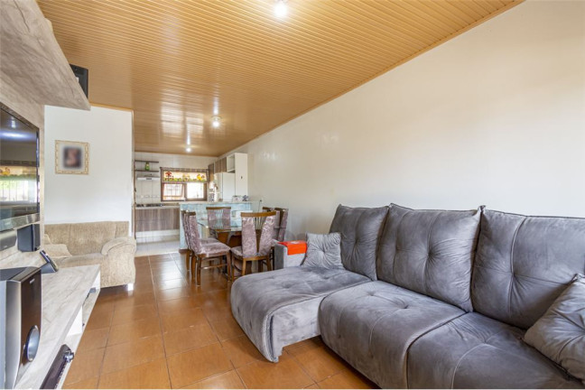 Imagem Casa com 3 Quartos à Venda, em São José - Canoas Imagem Casa com 3 Quartos à Venda, em São José - Canoas