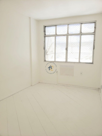 Imagem Apartamento com 2 Quartos à Venda, 65 m² em Icaraí - Niterói