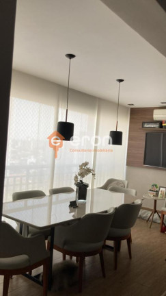 Imagem Apartamento com 3 Quartos à Venda, 118 m²