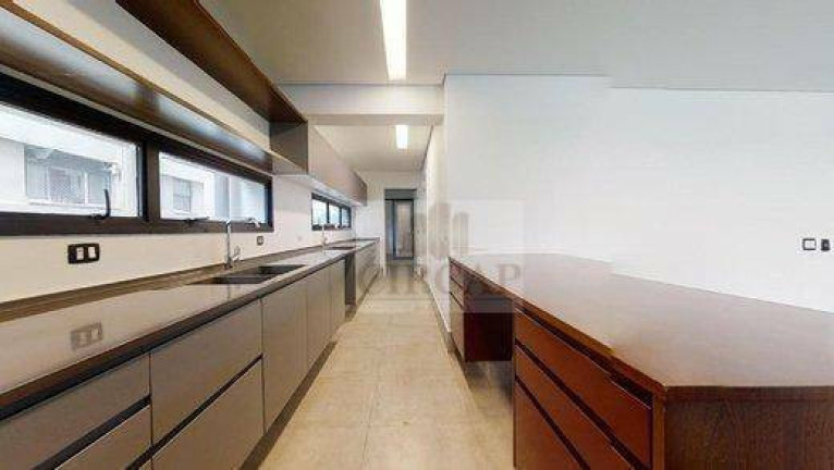 Imagem Imóvel com 4 Quartos à Venda, 356 m² em Higienópolis - São Paulo Imagem Imóvel com 4 Quartos à Venda, 356 m² em Higienópolis - São Paulo