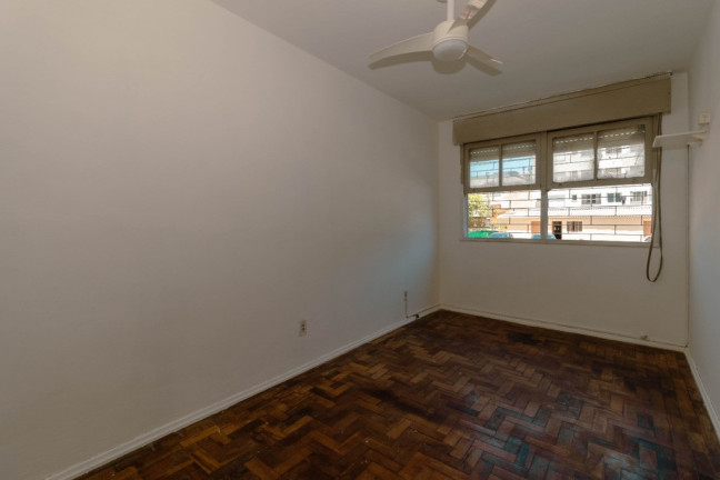 Imagem Imóvel com 2 Quartos à Venda, em Petrópolis - Porto Alegre Imagem Imóvel com 2 Quartos à Venda, em Petrópolis - Porto Alegre