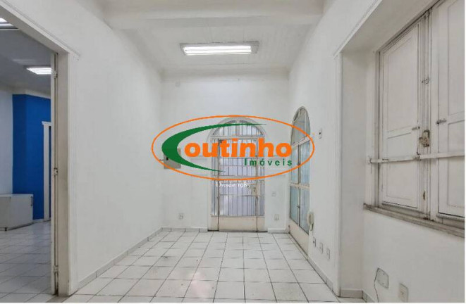 Imagem Casa com 6 Quartos à Venda, 312 m² em Tijuca - Rio De Janeiro Imagem Casa com 6 Quartos à Venda, 312 m² em Tijuca - Rio De Janeiro
