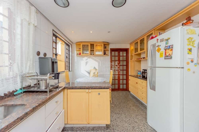 Imagem Casa com 3 Quartos à Venda, 238 m² em Parque Jabaquara - São Paulo Imagem Casa com 3 Quartos à Venda, 238 m² em Parque Jabaquara - São Paulo
