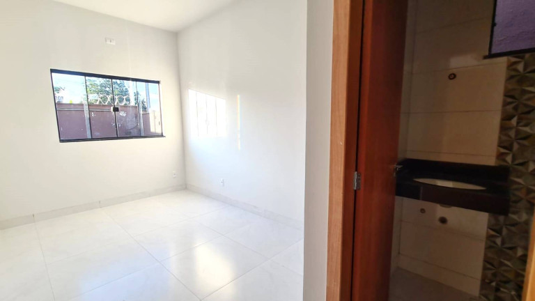 Imagem Casa com 3 Quartos à Venda, 200 m² em Setor Colonial Sul - Aparecida De Goiânia Imagem Casa com 3 Quartos à Venda, 200 m² em Setor Colonial Sul - Aparecida De Goiânia