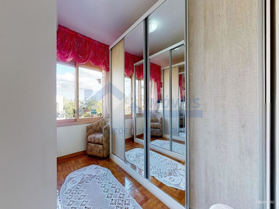 Imagem Imóvel com 3 Quartos à Venda, 195 m² em Cristo Redentor - Porto Alegre Imagem Imóvel com 3 Quartos à Venda, 195 m² em Cristo Redentor - Porto Alegre