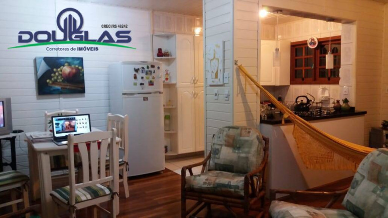 Imagem Casa com 3 Quartos à Venda, 238 m² em Viamão Imagem Casa com 3 Quartos à Venda, 238 m² em Viamão