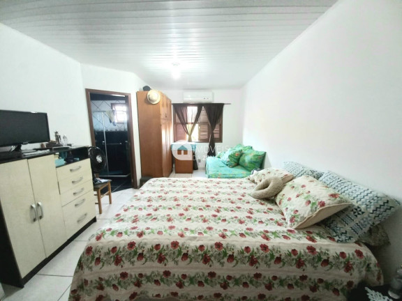 Imagem Casa com 2 Quartos à Venda, 100 m² Imagem Casa com 2 Quartos à Venda, 100 m²