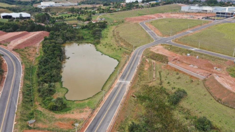 Imagem Terreno à Venda, 2.000 m² em Bom Jardim - Itupeva Imagem Terreno à Venda, 2.000 m² em Bom Jardim - Itupeva