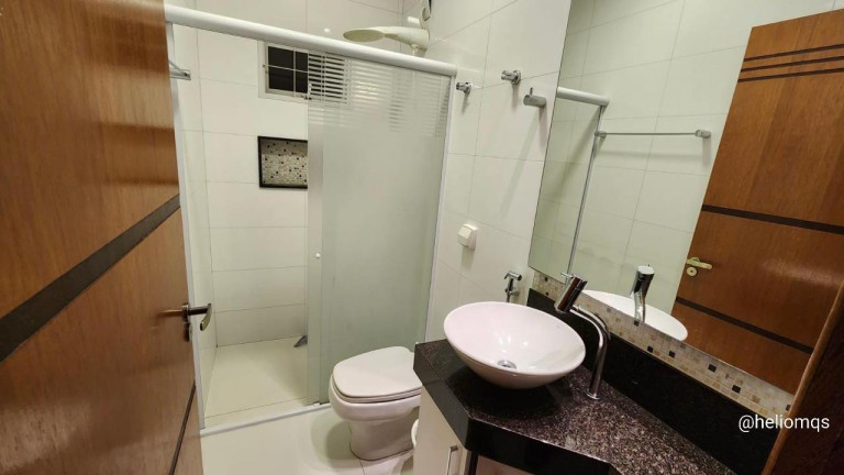 Imagem Sobrado com 3 Quartos à Venda, 260 m² em Amambaí - Campo Grande Imagem Sobrado com 3 Quartos à Venda, 260 m² em Amambaí - Campo Grande