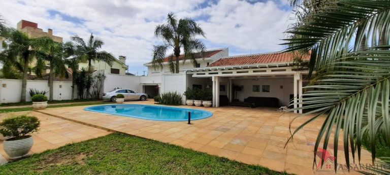 Imagem Sobrado com 6 Quartos à Venda, 450 m² em Praia Da Cal - Torres Imagem Sobrado com 6 Quartos à Venda, 450 m² em Praia Da Cal - Torres