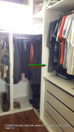 Imagem Casa de Condomínio com 3 Quartos à Venda, 334 m² em Condomínio Residencial Mantiqueira - São José Dos Campos Imagem Casa de Condomínio com 3 Quartos à Venda, 334 m² em Condomínio Residencial Mantiqueira - São José Dos Campos
