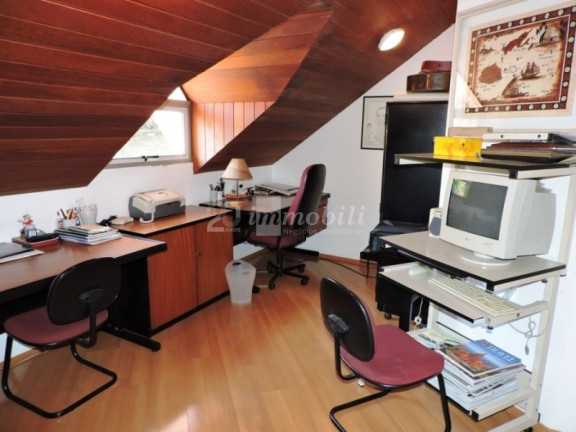 Imagem Casa com 3 Quartos à Venda, 400 m² em Euroville - Carapicuíba