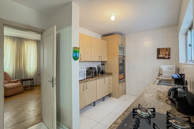 Imagem Apartamento com 4 Quartos à Venda, 190 m² em Rio Branco - Porto Alegre Imagem Apartamento com 4 Quartos à Venda, 190 m² em Rio Branco - Porto Alegre