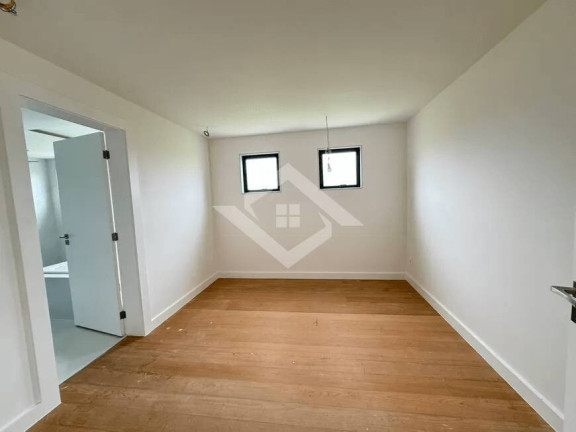 Imagem Casa com 5 Quartos à Venda, 600 m² em Barra Da Tijuca - Rio De Janeiro Imagem Casa com 5 Quartos à Venda, 600 m² em Barra Da Tijuca - Rio De Janeiro
