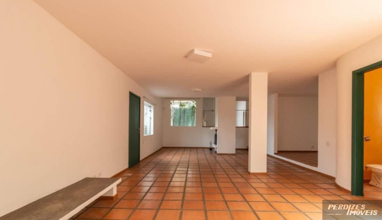 Imagem Casa com 3 Quartos à Venda ou Locação, 217 m² em Sumaré - São Paulo Imagem Casa com 3 Quartos à Venda ou Locação, 217 m² em Sumaré - São Paulo