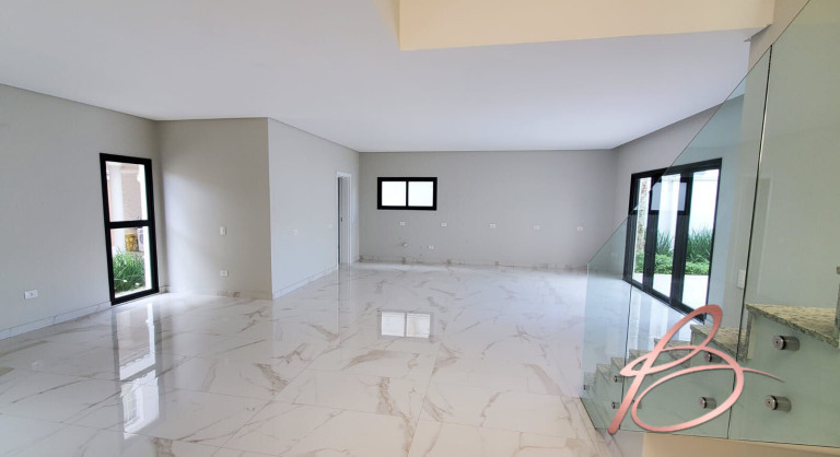 Imagem Casa com 4 Quartos à Venda, 250 m² em Barra - Balneário Camboriú