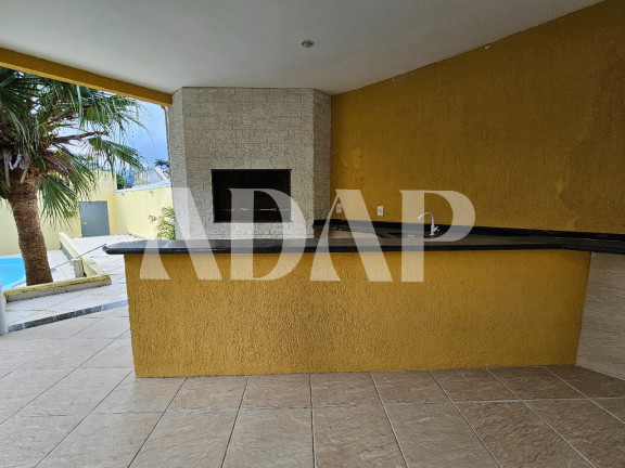 Imagem Casa com 3 Quartos à Venda, 400 m² em Vargem Grande - Rio De Janeiro