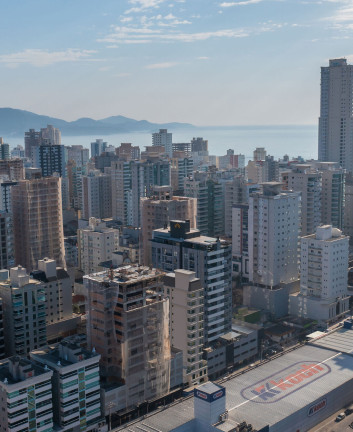 Imagem Apartamento com 2 Quartos à Venda, 212 m² em Meia Praia - Itapema Imagem Apartamento com 2 Quartos à Venda, 212 m² em Meia Praia - Itapema