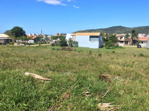 Terreno à Venda, 400 m² em Ferraz - Garopaba