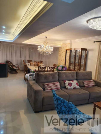 Imagem Apartamento com 3 Quartos para Temporada, 146 m² em Centro - Balneário Camboriú