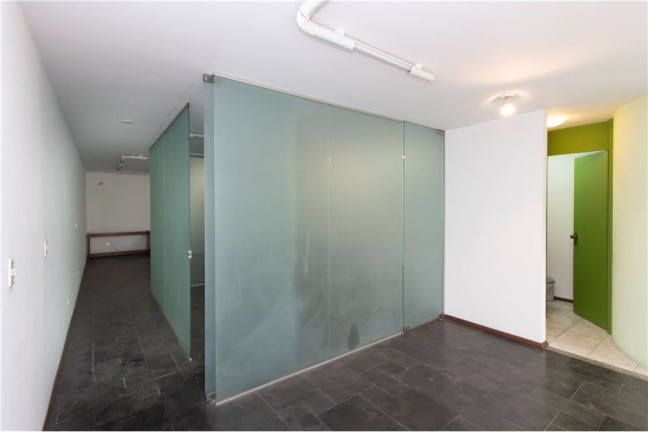 Imagem Casa com 1 Quarto à Venda, 200 m² em Moema - São Paulo Imagem Casa com 1 Quarto à Venda, 200 m² em Moema - São Paulo