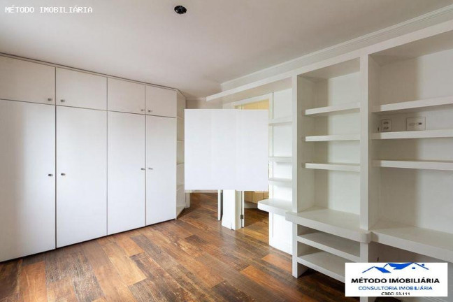 Imagem Apartamento com 3 Quartos à Venda, 250 m² em Vila Nova Conceição - São Paulo Imagem Apartamento com 3 Quartos à Venda, 250 m² em Vila Nova Conceição - São Paulo